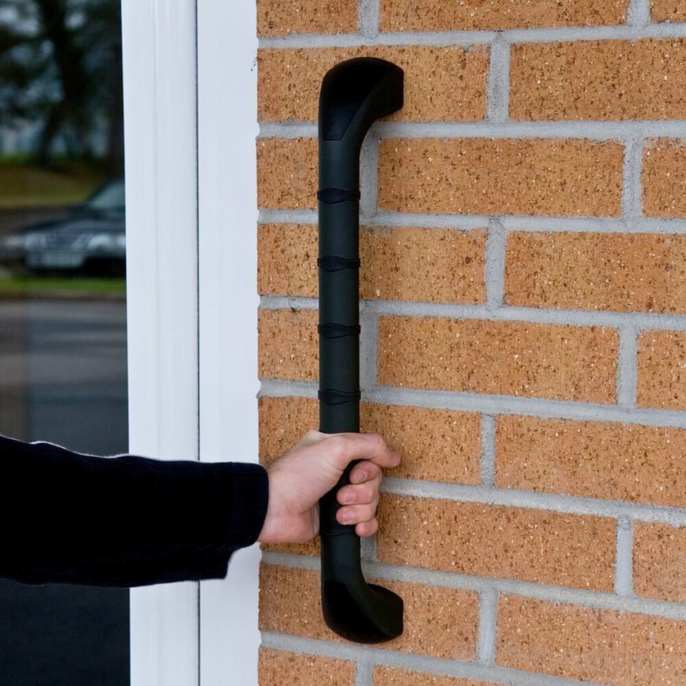 Prima Outdoor Grab Rail lifestyle